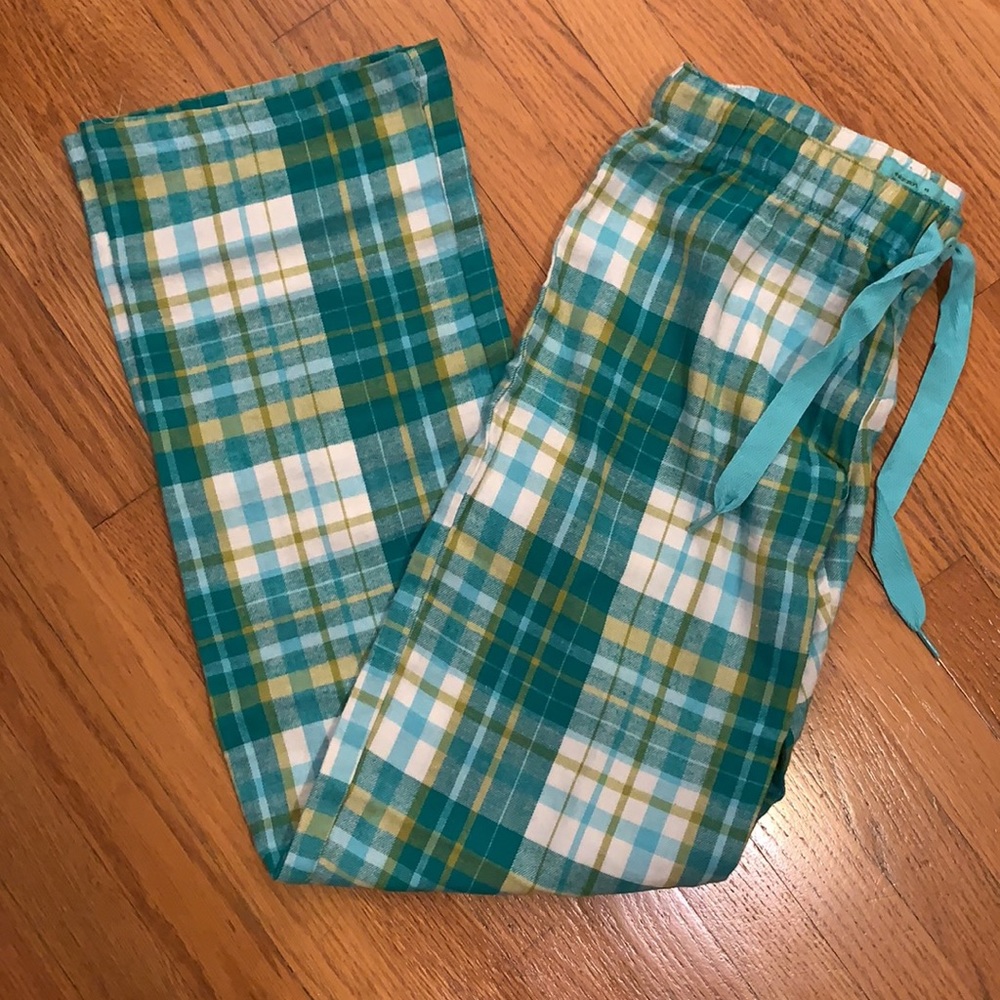 NWOT Xhilaration Green Plaid Pajama Pants